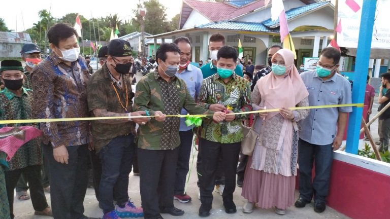 Bupati Sambas Resmikan Jembatan 2 Sambas Berkemajuan