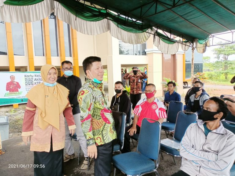 Hari Pertama Kerja Bupati Kunjungi Disdukcapil