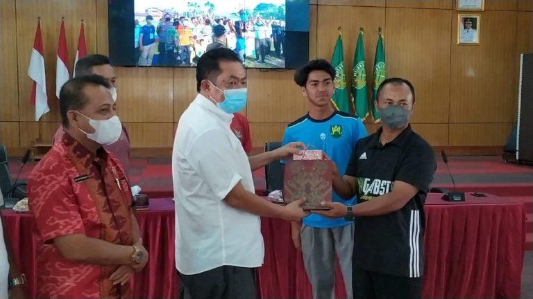 Pemda Sambas Dukung Penuh Tim Gabsis Sambas U17 Ditingkat Nasional