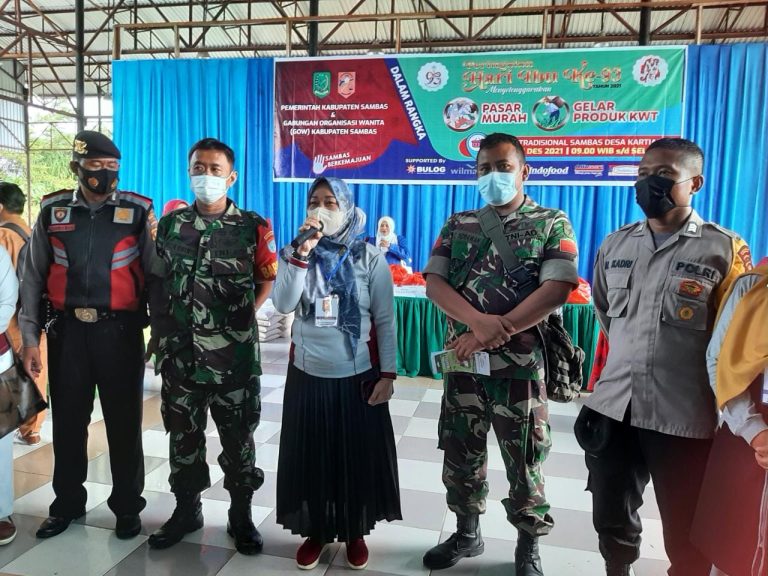 Peringati Hari Ibu ke 93, GOW Kab. Sambas Gelar Pasar Murah