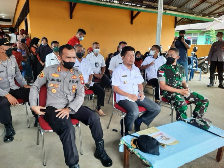 Bupati Sambas Ikuti Zoom Meeting Bersama Kapolri Terkait Percepatan Vaksinasi