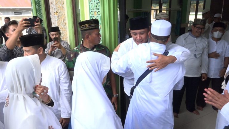 Wabup Rofi Sambut 143 Jamaah Haji Asal Kabupaten Sambas