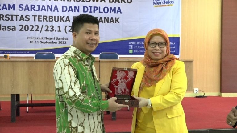 Bupati Satono Buka Masa Orientasi Mahasiswa Universitas Terbuka (UT)