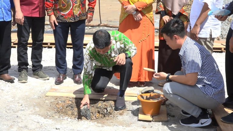Bupati Satono Harapkan Pembangunan Rumah Makan Rawit Serap Tenaga Kerja Lokal