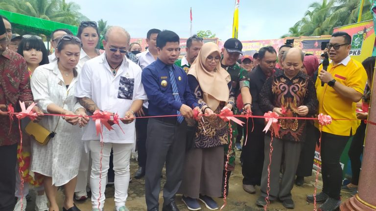 Bupati Satono Resmikan Vihara Tridharma Dewa Ular Putih Kecamatan Pemangkat