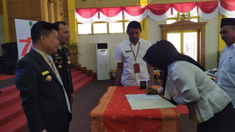 Deklarasi Damai Pemilihan Kepala Desa, Satono Ingatkan Elegan Dalam Pesta Demokrasi