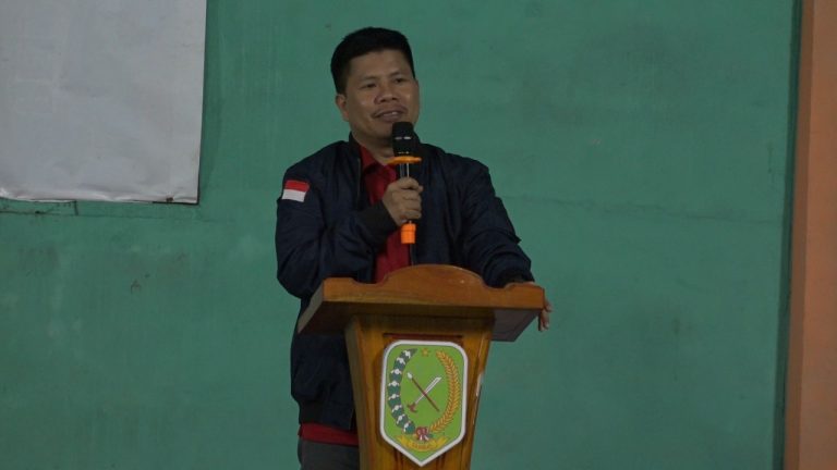 Bupati Satono Tutup Kejuaraan Badminton Pemdes Cup Desa Sulung Tahun 2022