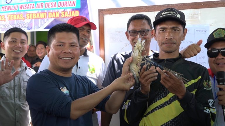 Bupati Satono Apresiasi Turnamen Mancing Udang Menuju Wisata Air Desa Durian