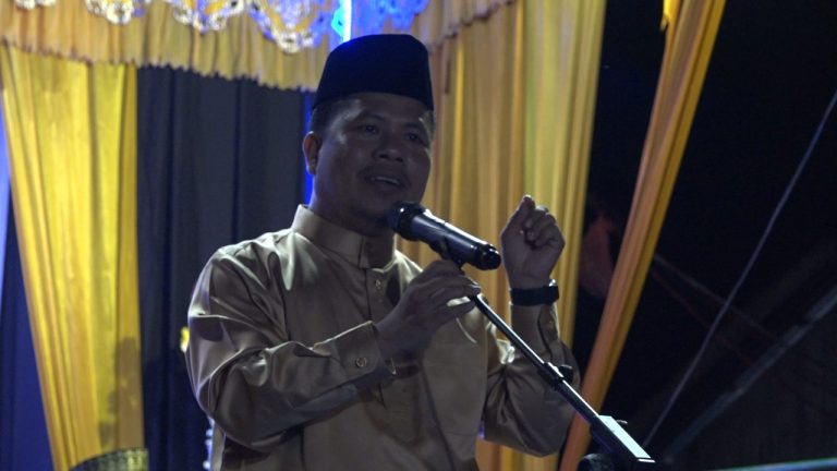 Bupati Satono Ajak Lestarikan Zikir Maulid Bersama Generasi Muda Kab. Sambas