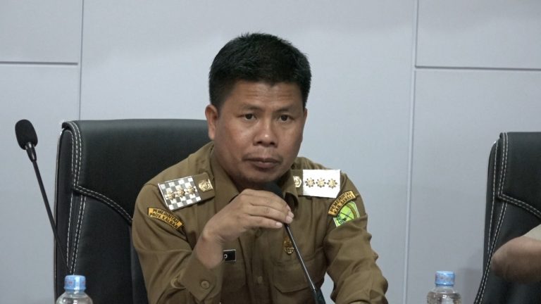 Bupati Satono Pimpin Sidang Panitia Pertimbangan Landreform (PPL) bersama BPN Kab. Sambas