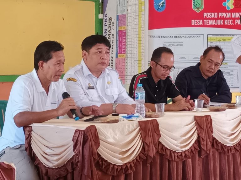 PERSIAPAN RELOKASI GAPURA PERBATASAN , TIM LAKUKAN SURVEI LAPANGAN DI TEMAJUK