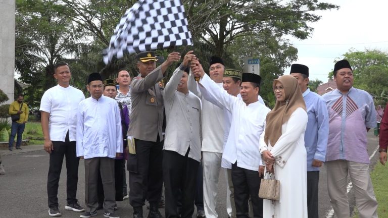 Bupati Satono Lepas Pawai Ta’aruf Sambut Bulan Suci Ramadhan 1444 H