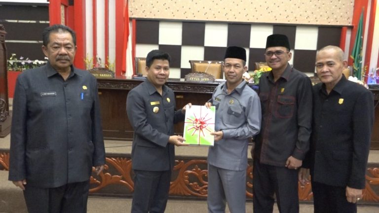 Bupati Satono Paparkan LKPJ Kabupaten Sambas Tahun Anggaran 2022