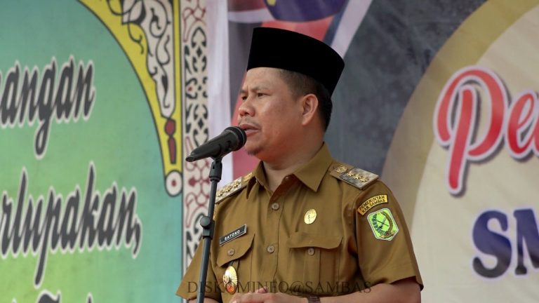 Bupati Satono Hadiri Perpisahan Kelas IX SMPN 1 Sambas