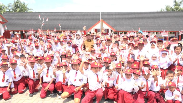 Perhatian Dan Dukungan Akan Pendidikan, Bupati Satono Resmikan Gedung Baru Sd Negeri 05 Matang Terap Kecamatan Jawai Selatan