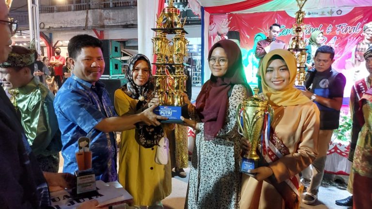 Hadiri Grand Final Pidato, Bupati Satono Harap Pacu Potensi Generasi Muda Sambas