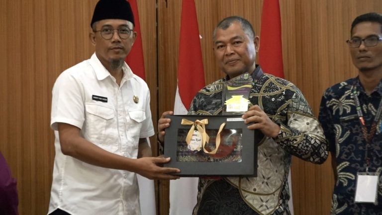Menutup Rakor Pendapatan Daerah Prov Kalbar, Dikatakan Suseno Berjalan Lancar