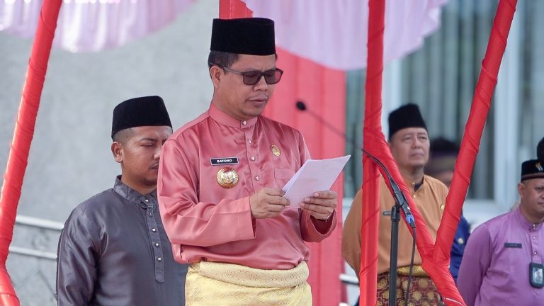 Bupati Sambas Pimpin Upacara Hardiknas 2024, Satono Sampaikan Pesan Mendikbudristek