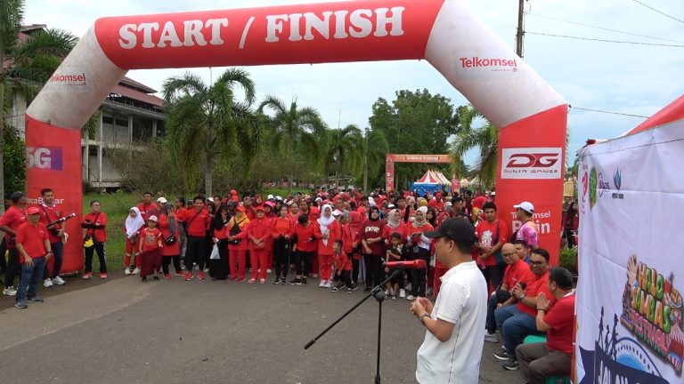 Bupati Lepas Peserta Fun Walk With By.U