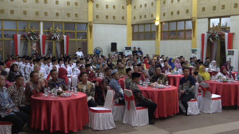 Bupati Sambas Apresiasi Kontribusi Paskibraka Sambas isi Kemerdekaan RI Ke-79