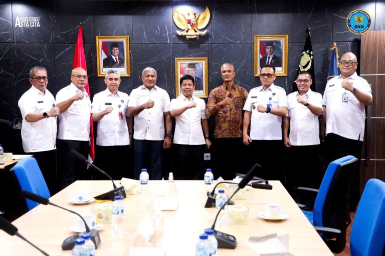 Bupati Sambas Gelar Pertemuan Strategis dengan Kepala BNN RI, Perkuat Upaya Pemberantasan Narkotik