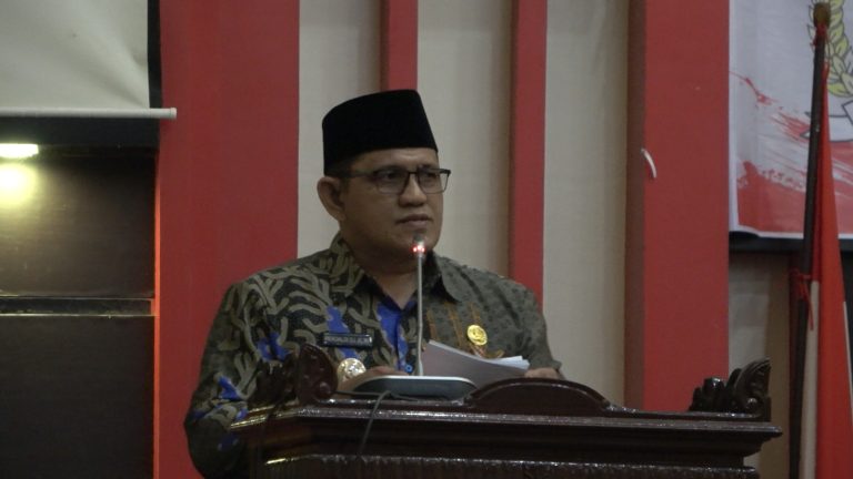 Wakil Bupati Sambas Apresiasi Masukan Fraksi DPRD untuk Penyempurnaan Raperda Perubahan APBD 2025