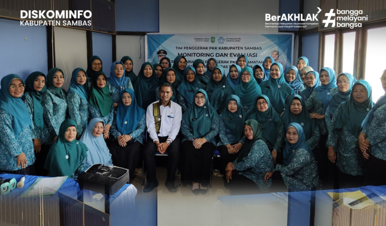 Laksanakan Monev di Jawai Selatan, Yunisa Tegaskan Program Kecamatan Harus Selaras dengan TP PKK Kabupaten