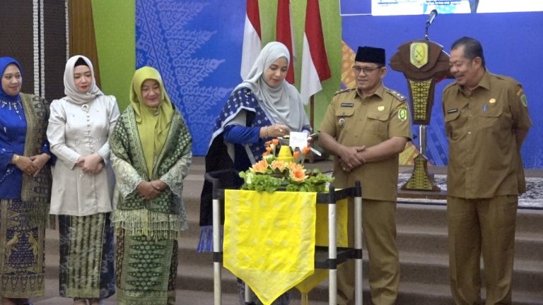 Puncak Peringatan Hari Ibu Ke-97 Tahun 2025, Heroaldi : Komitmen Bersama Peran Perempuan dalam Pembangunan Nasional