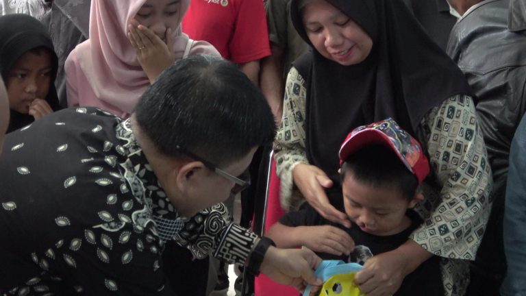 Satono Buka Pelaksanaan Bakti Sosial dan Operasi Bibir Sumbing Gratis di RSUD Sambas