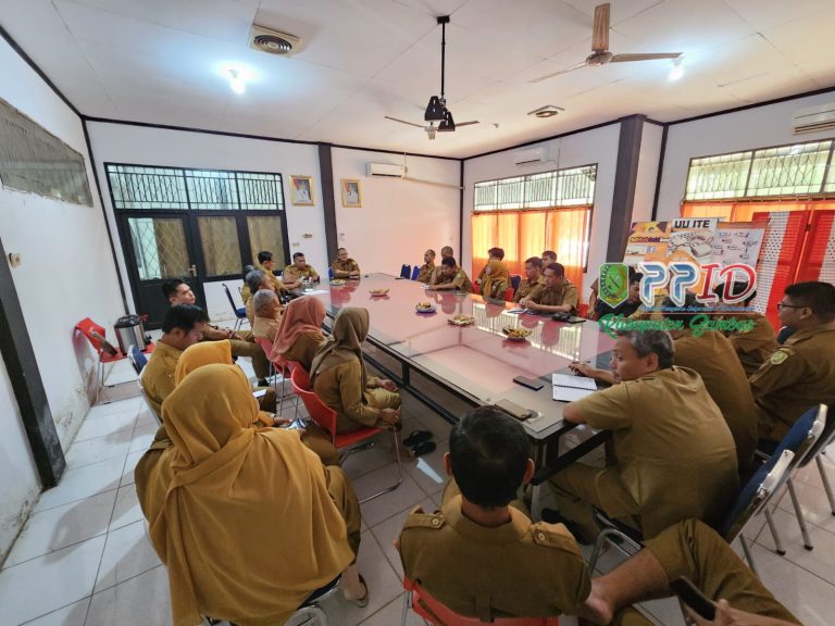 Pimpin Rakor Perdana, Kadis Kominfo Sambas Tekankan Sinergitas dan Penguatan Tupoksi