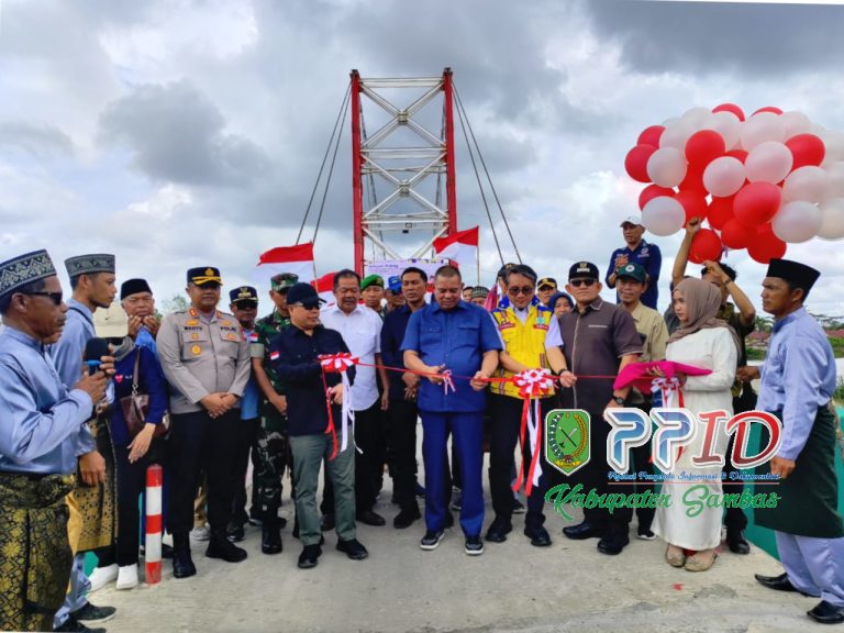 Jembatan Gantung Sebawi–Sebangun Diresmikan, Perkuat Akses Antarwilayah dan Aktivitas Masyarakat