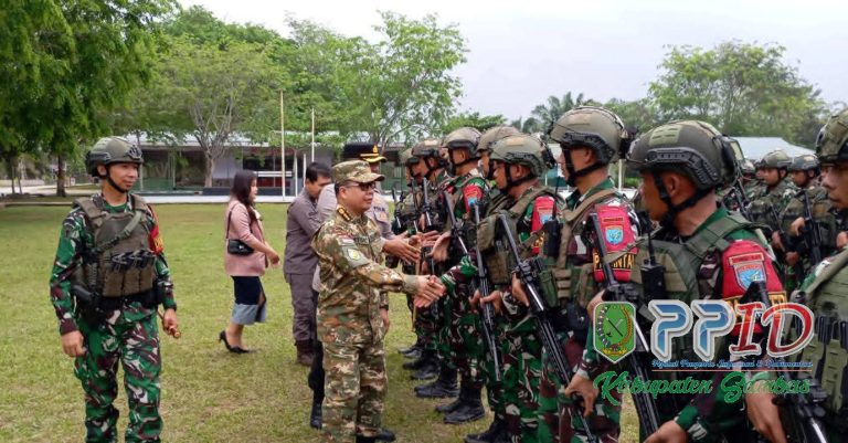 Bupati Satono Lepas 450 Personel Satgas Pamtas Yonif 645/GTY ke Papua