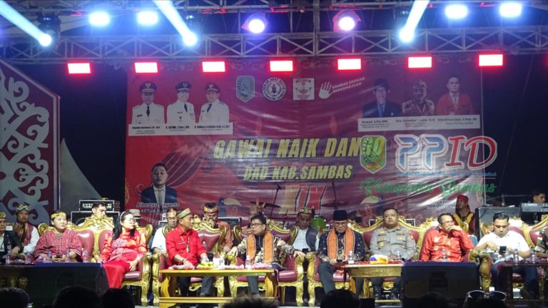 Satono-Heroaldi Dampingi Wagub Kalbar Tutup Naik Dango XIX, Dorong Pelestarian Budaya dan Penguatan Ekonomi Rakyat