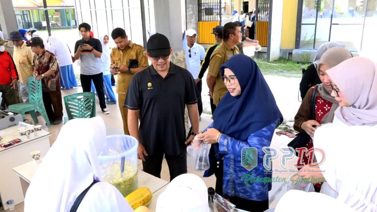 PERINGATI HUT KE-25 KECAMATAN GALING, BKMT GALING GELAR SENAM MASSAL HINGGA PELAYANAN PBB GRATIS