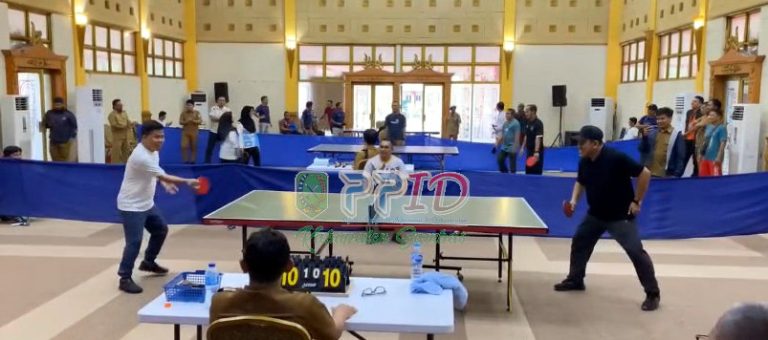 Bupati Satono dan Wabup Heroaldi Semarakkan Turnamen Tenis Meja Gembira Antar Perangkat Daerah Sambas