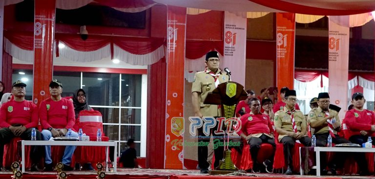 Pawai Obor HUT Pramuka ke-65 dan HUT ke-81 RI Semarakkan Sambas