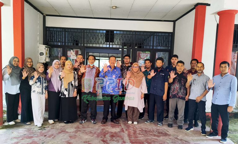Penuh Haru, Sekda Sambas Fery Madagaskar Berpamitan Menjelang Purna Tugas