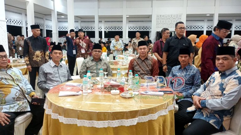 Pemkab Sambas Hadiri Malam Taaruf MTQ XXXIV Kalbar di Kayong Utara
