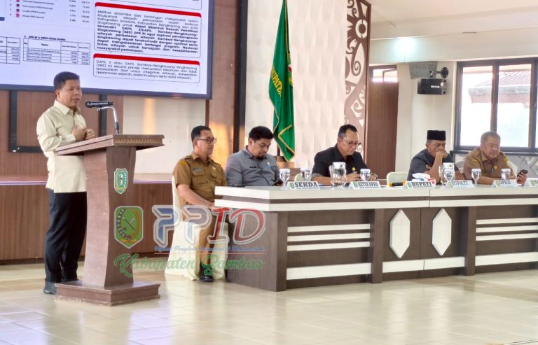 Perkuat Sinergi Pembangunan Wilayah Singbebas, Bupati Sambas Lakukan Kunjungan Kerja ke Bengkayang