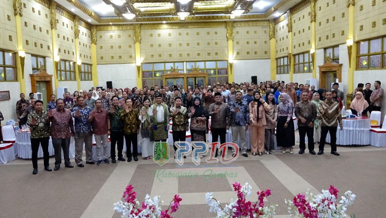 Pisah Sambut Kapolres Sambas, Bupati Satono Tekankan Pentingnya Kolaborasi Wujudkan Daerah Aman dan Mendukung Pembangunan