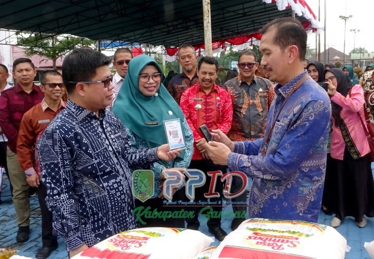 Ketua TP-PKK Sambas Dorong Rumah Pangan Kita Jadi Penggerak Kemandirian Pangan