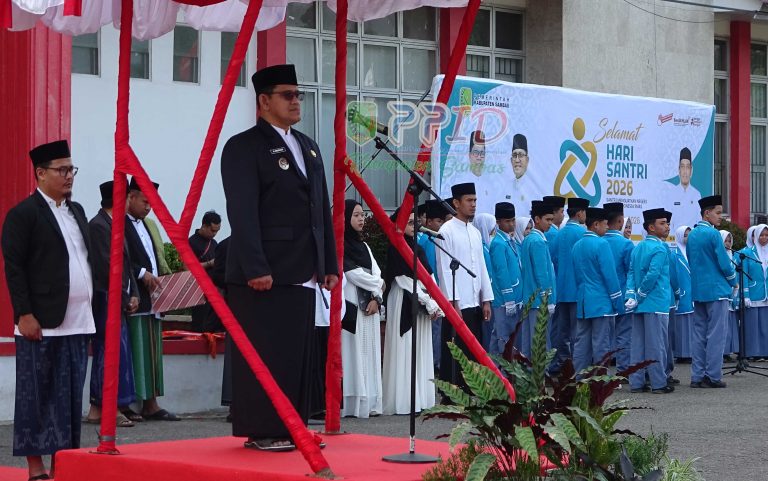 Pemkab Sambas Gaungkan Peran Santri dalam Mewujudkan Indonesia Emas