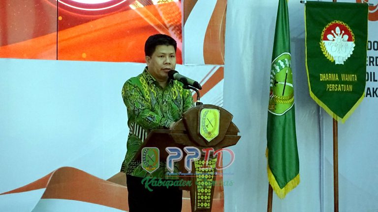 Serah Terima Kepengurusan, DWP Sambas Didorong Semakin Solid dan Adaptif